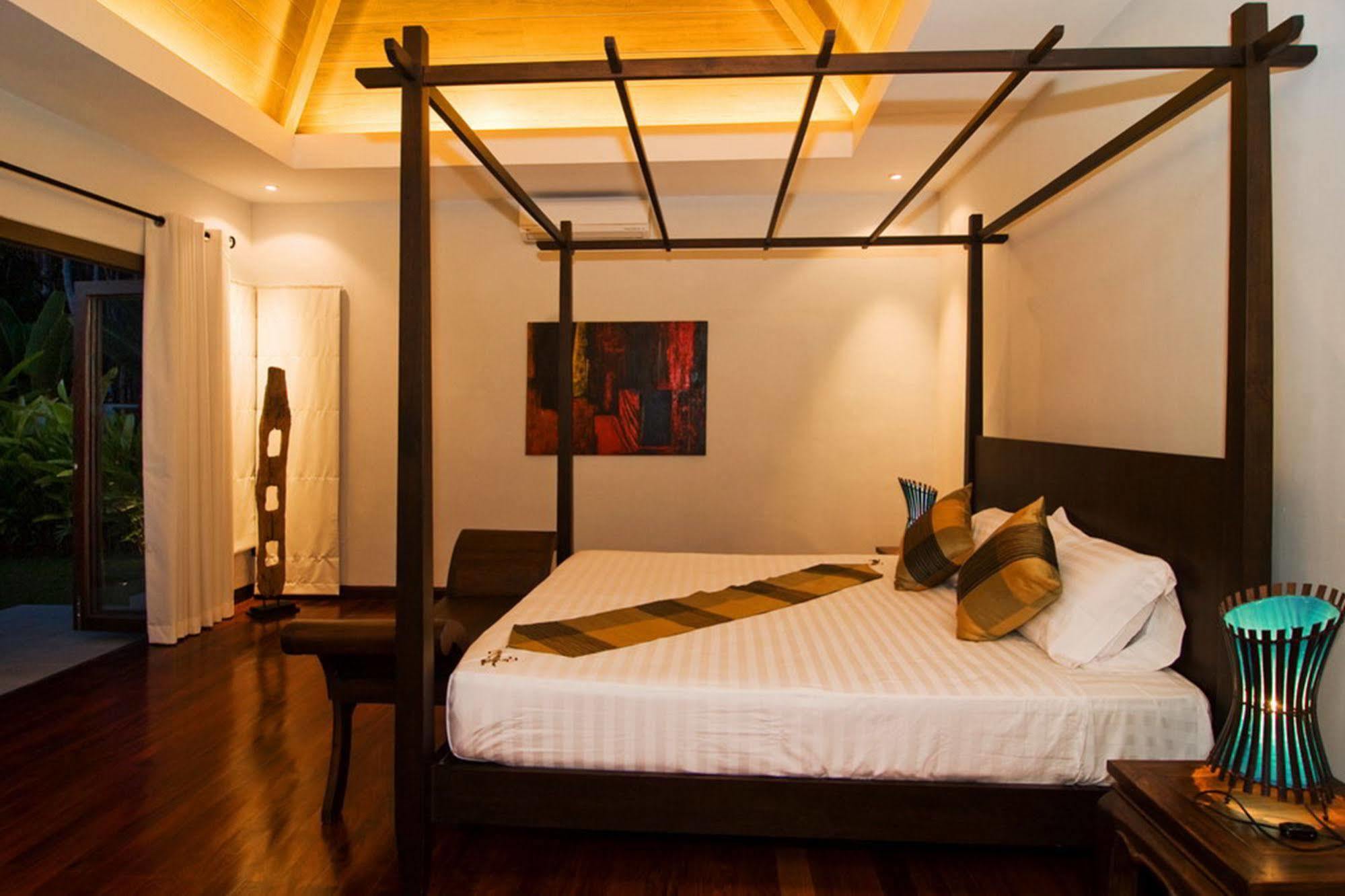 Villa Kama Rawai Extérieur photo